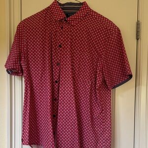 Mizzen+Main Red Short-Sleeve Button-Down with White Geometric Print